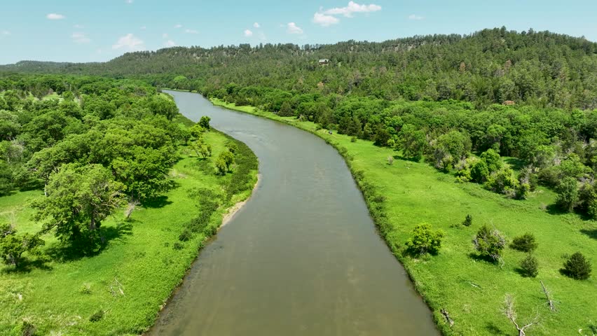 NIOBRARA RIVER IN NEBRASKA IN STUNNING 4K QUALITY