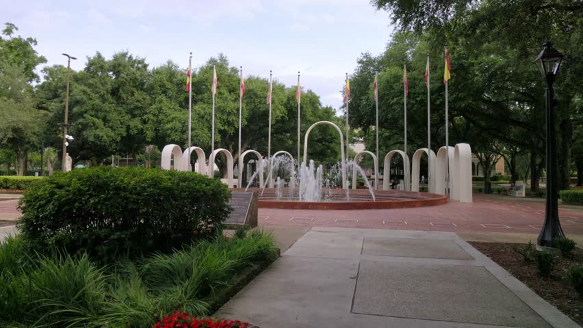 Spanish Park Plaza water fountain in Mobile, Alabama with gimbal video stable.