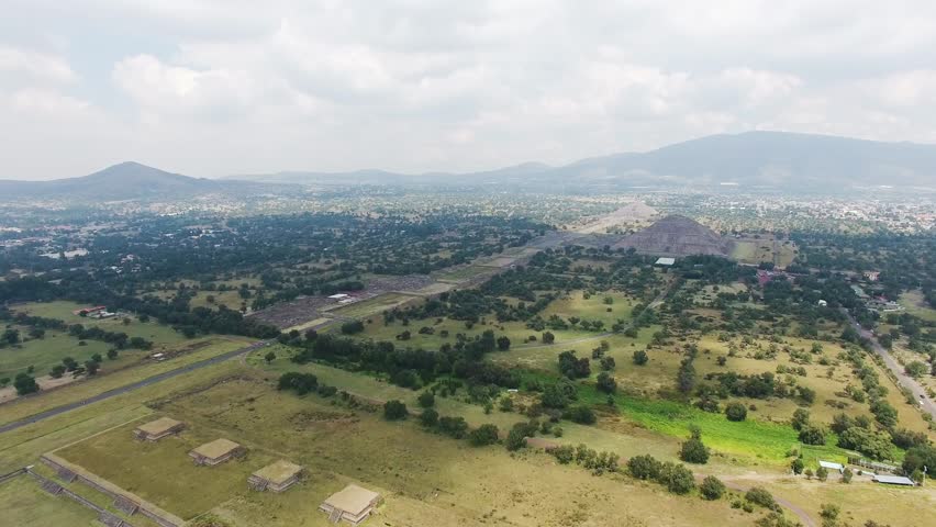 Aerial view of the pyramid of the sun in Teotihuacan, State of Mexico
