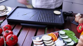 Vegan BBQ Delight: Colorful Grilled Vegetables on an Electric Griddle