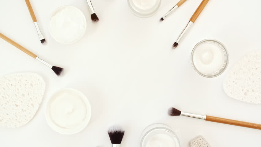 Makeup brushes. White cosmetic bottle containers. Natural skin care products . Zero waste, eco friendly and spa accessories. Beauty SPA branding mockup. No plastic.