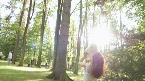 Couple In Love In Forest Video De Stock 100 Libre De Droit Shutterstock