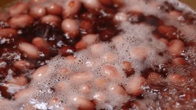 A video of boiling azuki beans.