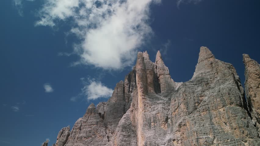 Tre cime di lavaredo. Dolomites. Itali.