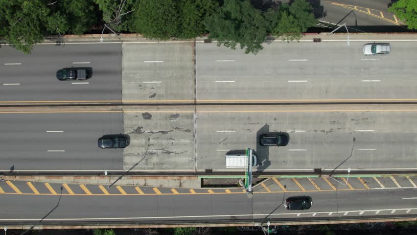 Smooth long drone clip of highway traffic in NYC