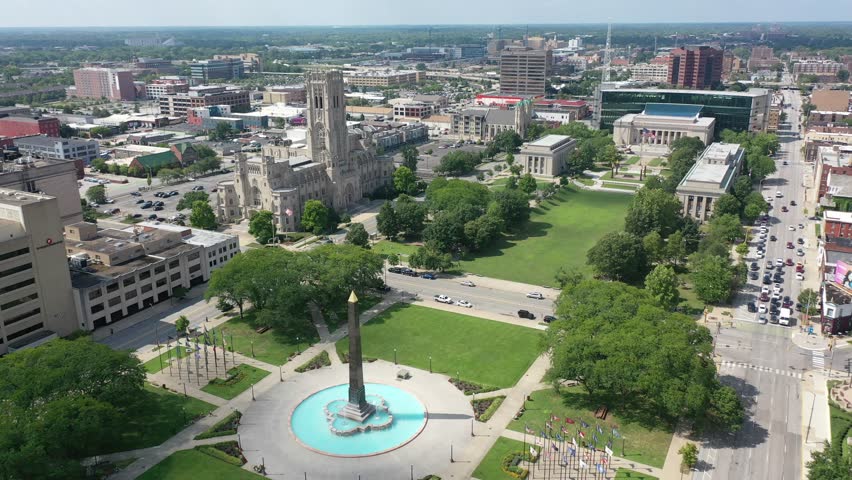 Indianapolis Indiana town square -