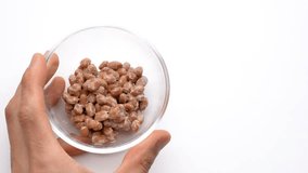 Video of mixing NATTO well on a white background.
4K 120fps edited to 30fps