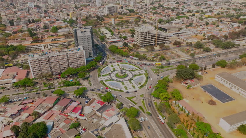 Independence square in Luanda, Angola. Founder of the nation statuete, downtown Luanda, Luanda Bay, Vila Alice