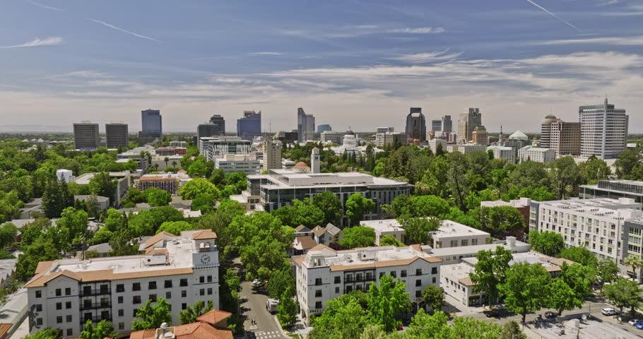 Sacramento City California Aerial v5 cinematic low flyover neoclassical state capitol building in downtown capturing cityscape and urban park with open green space - Shot with Mavic 3 Cine - June 2022