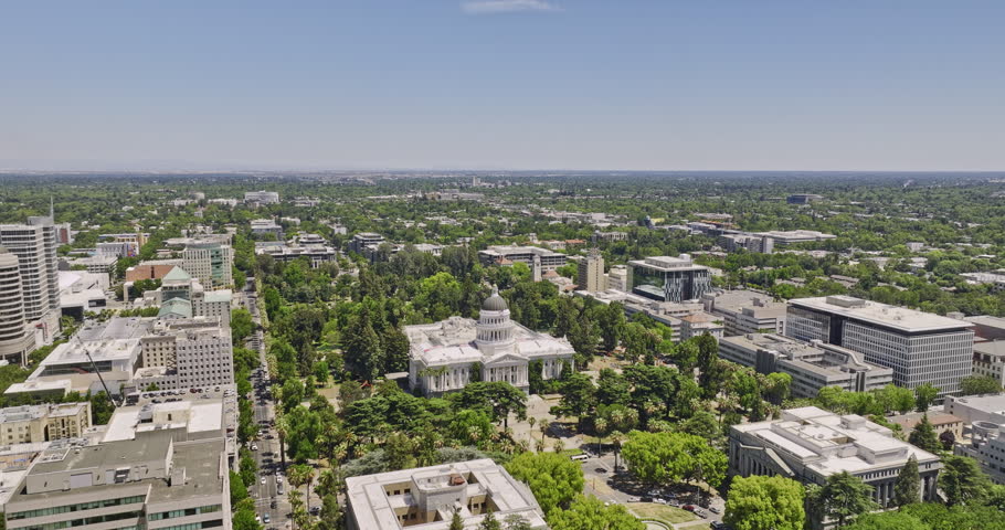 Sacramento City California Aerial v6 birds eye view flyover state capitol building capturing exterior details of neoclassical architecture and downtown cityscape - Shot with Mavic 3 Cine - June 2022