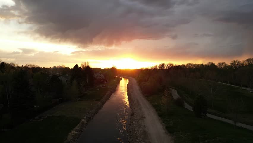An overhead drone video of a sunset in the Boise Idaho suburban area.