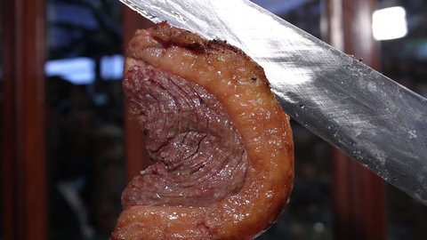STEAK HOUSE, BRASIL: Cut the steak in a Brazilian steakhouse.