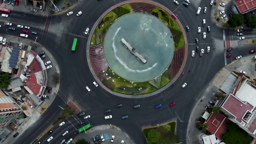 La Minerva roundabout, one of the most important points in guadalajara and simbol of all the city