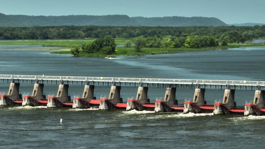 Telephoto shot of Lock and Dam and river located in Alma, Wisconsin and Kellogg