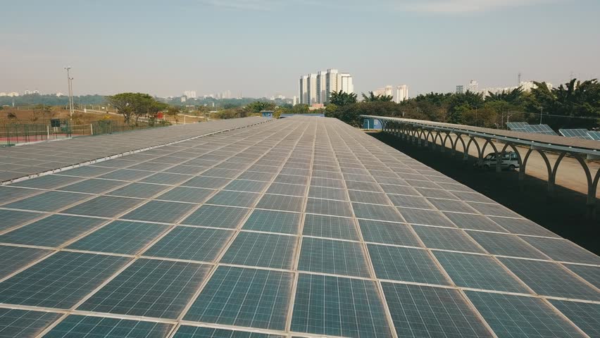 Solar panels in São Paulo, in the Pinheiros region. In Villa Lobos park. Sustainable energy. Royalty-Free Stock Footage #1109170905