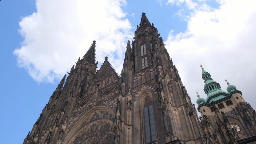 Prague's St. Vitus Cathedral in summer. Beautiful city of Prague, Czech Republic. Vertical video Royalty-Free Stock Footage #1109428927