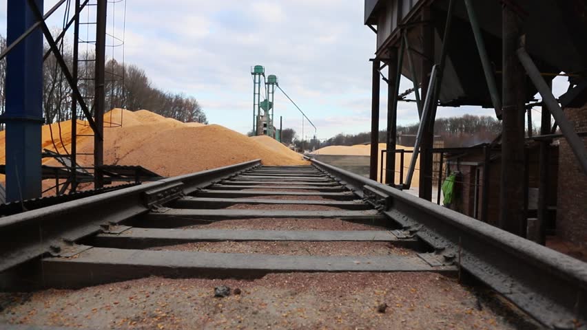 camera pan over the railway bed