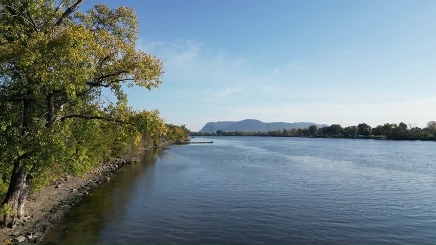 Riverview and Mont Saint Hilaire