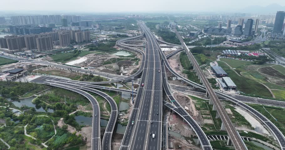 Aerial Video of Urban Interchanges，Transportation Hub，expressway，China Royalty-Free Stock Footage #1110031015