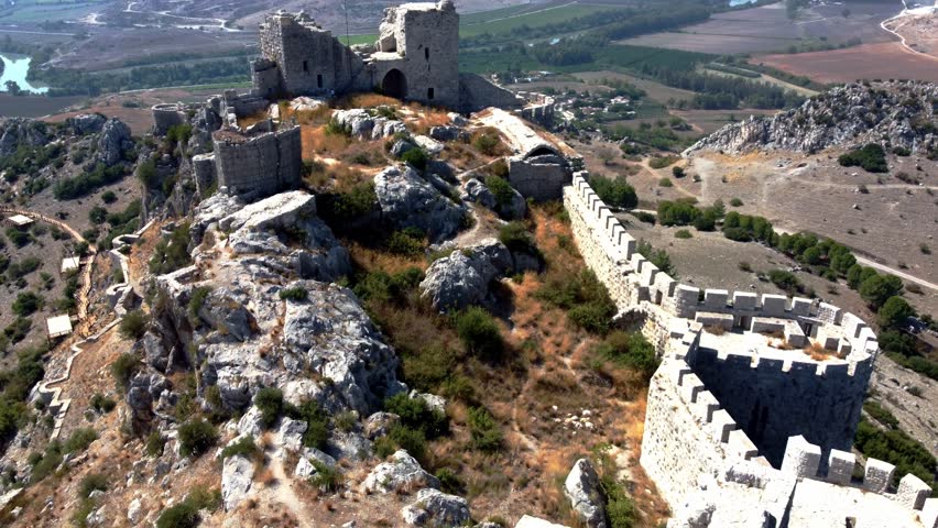 Turkey Castles: Captivating Castle: Yilan