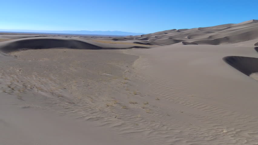 Sand dunes, winding hilltops. Great Sand Dunes National Park, Colorado, USA