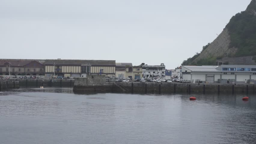 A beautiful view of a ship port in the daytime