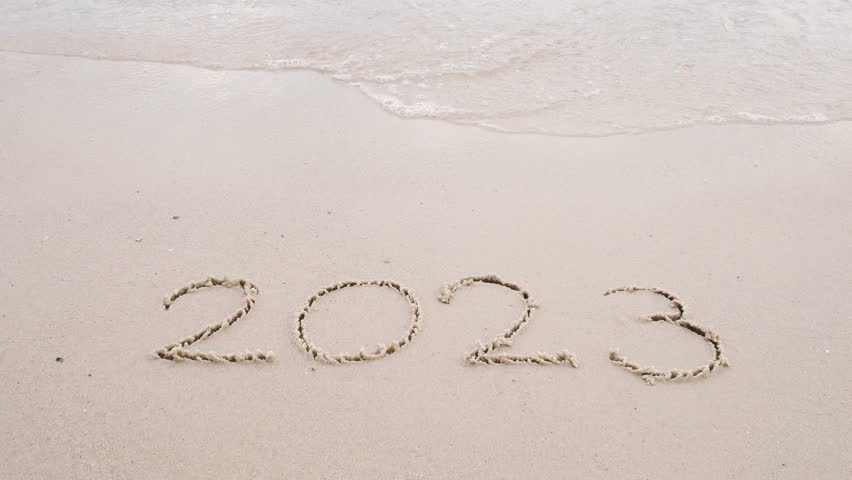 4K happy new year 2024. number 2023 write on sandy beach, ocean wave splash change to 2024. countdown for happy new year turning from year 2023 to 2024 video footage background Royalty-Free Stock Footage #1110651827