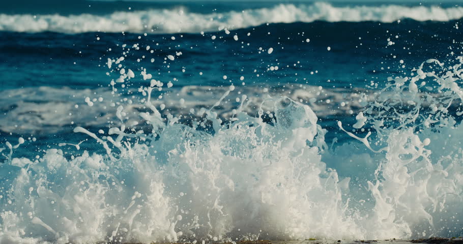 Ocean wave breaking in super slow motion, 1000 fps | Shutterstock HD Video #1110694399
