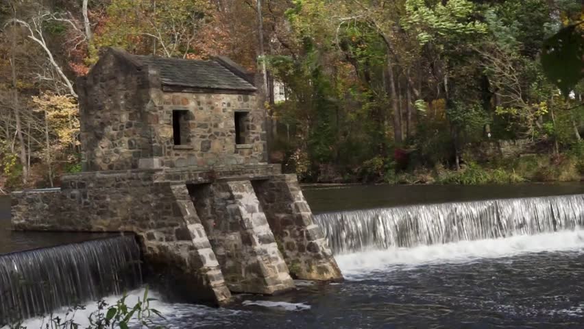 A damn and waterfall in Morristown, NJ 