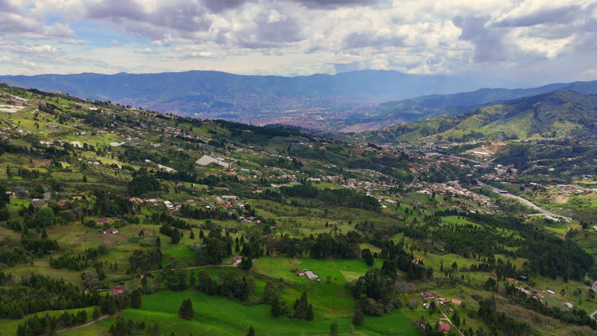 Aerial video in which the landscape is observed from the site known as Boquerón, located in the west of the city of Medellín, on the old road to the sea.