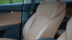 Maxus D90, modern car interior, leather interior, SUV