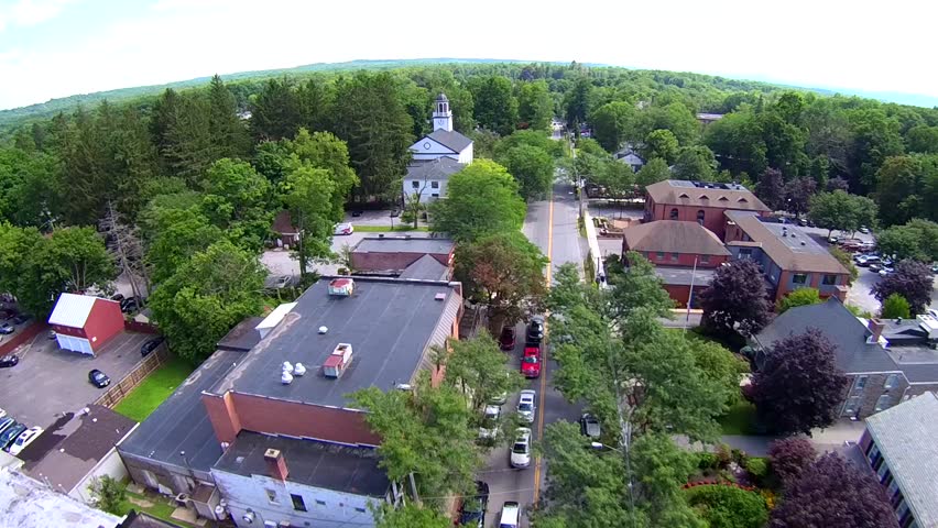 Rhinebeck, NY, S view aerial of center of the… - Royalty Free Video