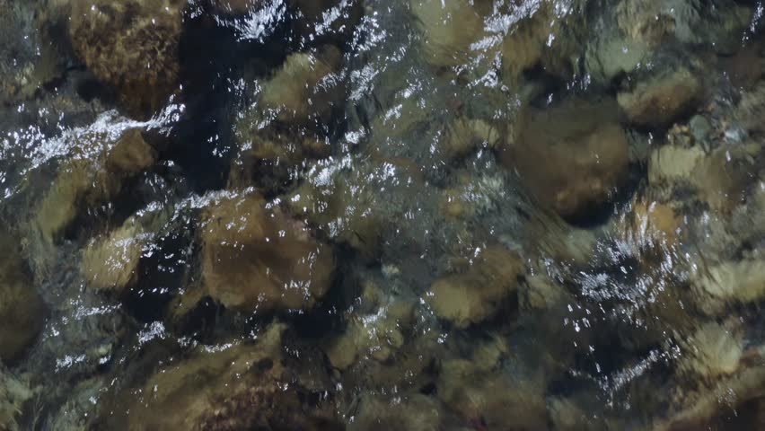 Drone footage: The clear and beautiful river of Kiyotsu Gorge, one of Japan