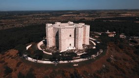 Castle in Puglia (Italy), Castel del Monte