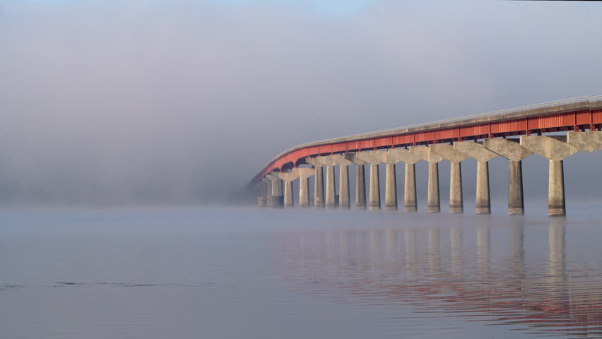 bridge over Tennessee River from Tennessee to Alabama, foggy November sunrise - Natchez Trace National Parkway 
