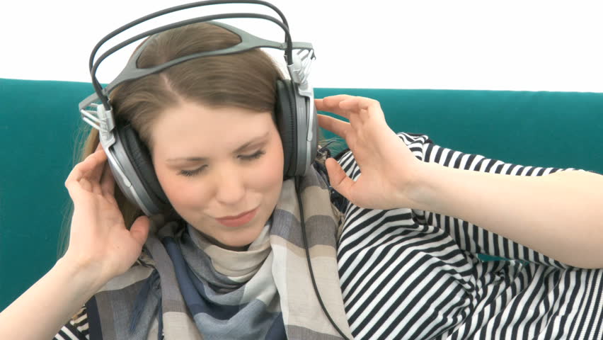 Pretty Woman listening to music