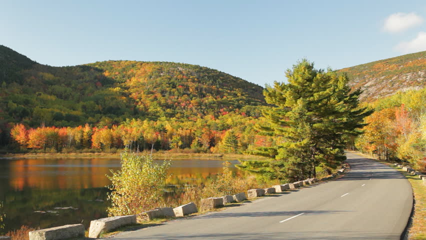 Early morning, panning view of Beaver Dam Pond, Acadia