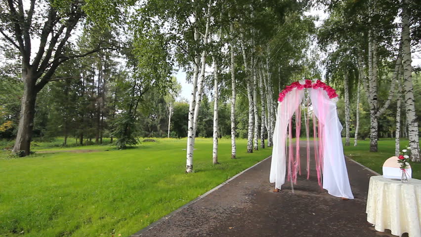 Wedding red archway 