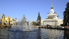 he Peoples Friendship Fountain (1951-54) at All-Russia Exhibition Centre (VDNKh), Moscow. 16 golden sculptures represent republics of the Soviet Union