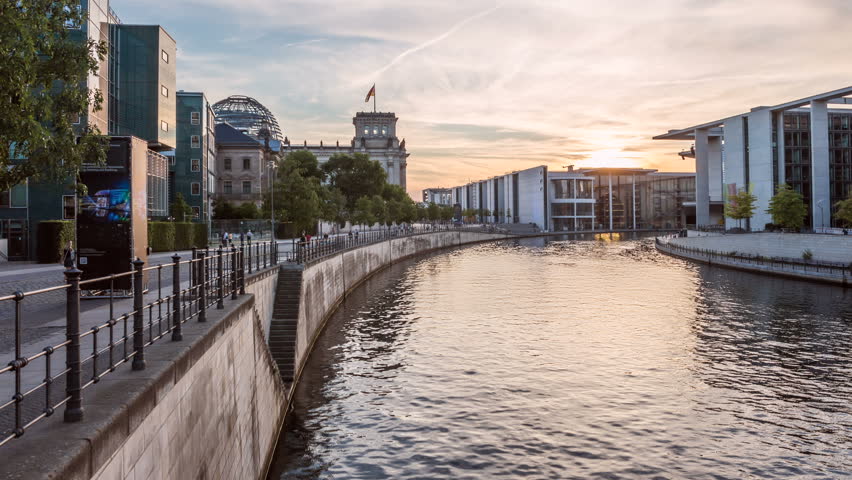 Berlin Reichstag and Spree river Hyperlapse