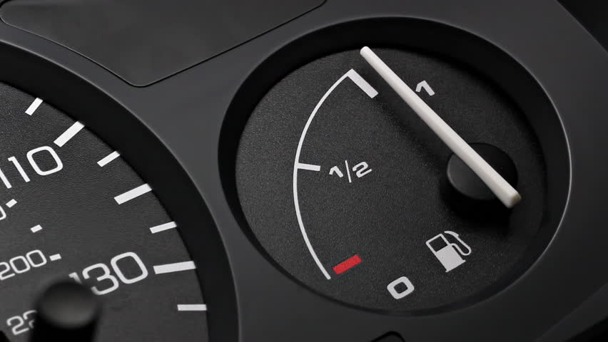 Car fuel gauge quickly drops from full to empty 