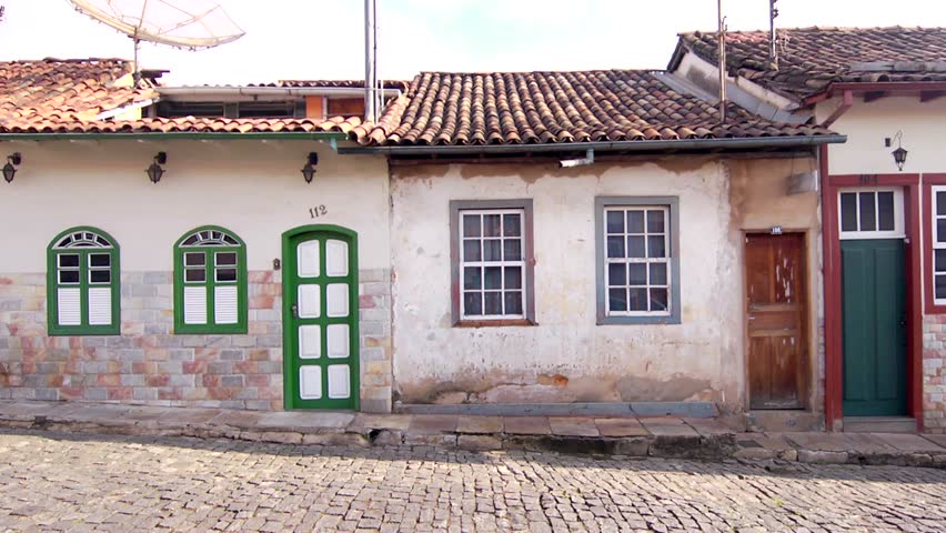 Colonial front house