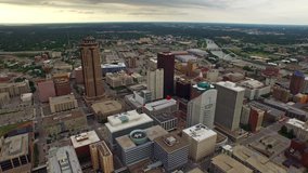 Aerial video of Des moines in Iowa.