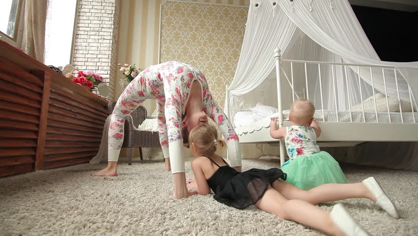 Secret playtime with sakika. Family герл пюре. Daddy daughter Secret Playtime. Tied up daughter and stuffed mouth with big mothers panties.