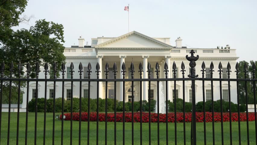 white house from outside