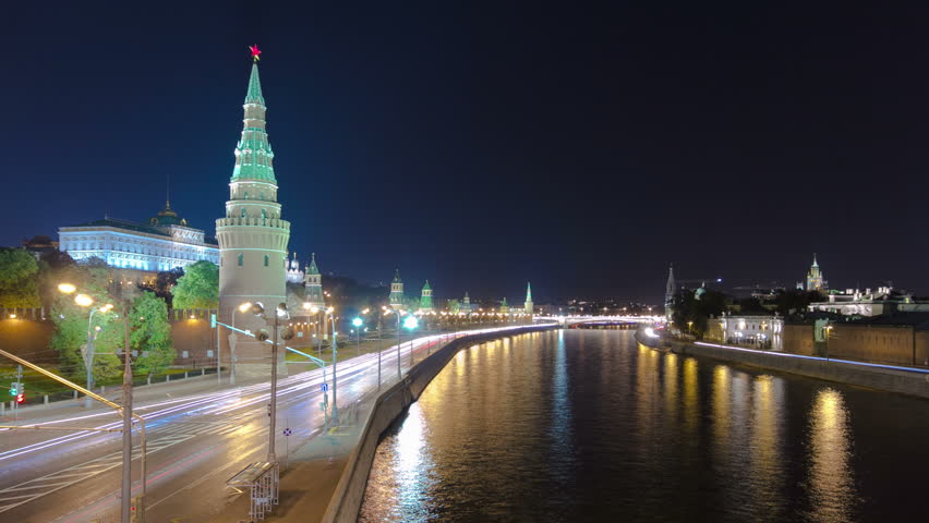 MOSCOW. RUSSIA. A Large Stone (Bolshoy Kamenniy) Bridge. View from the bridge on Moscow Kremlin andthe embankment of the Moscow river. timelapse hyperlapse 4K Royalty-Free Stock Footage #12274514