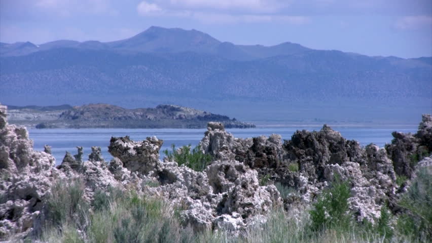 Mono Lake 19 Panorama Zoom Out California USA