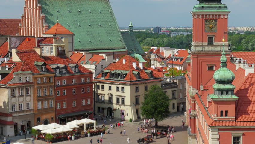 warsaw old town square, poland, timelapse, zoom out, 4k