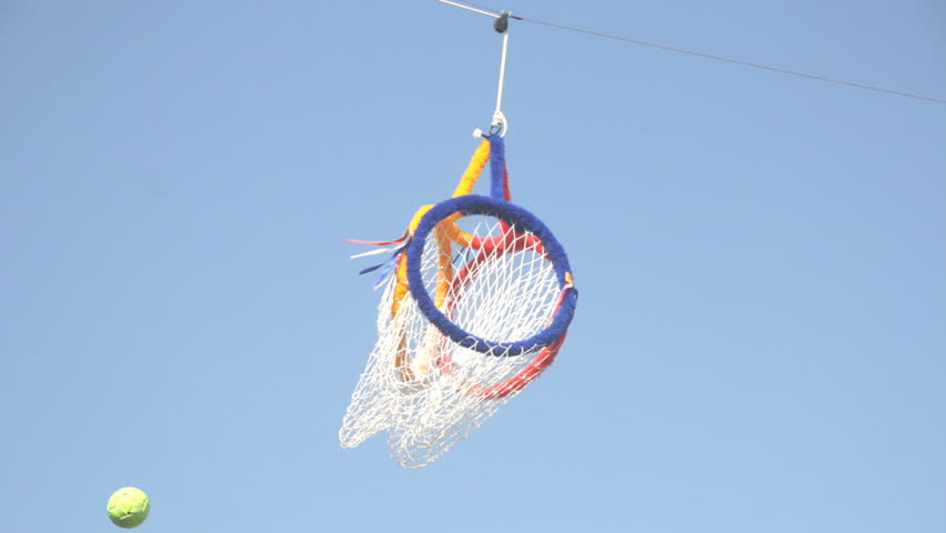Hoop Takraw, basket-shaped net