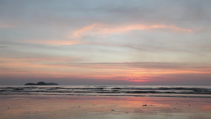 couple of runners, healthy lifestyle for family, two silhouettes on the beach
